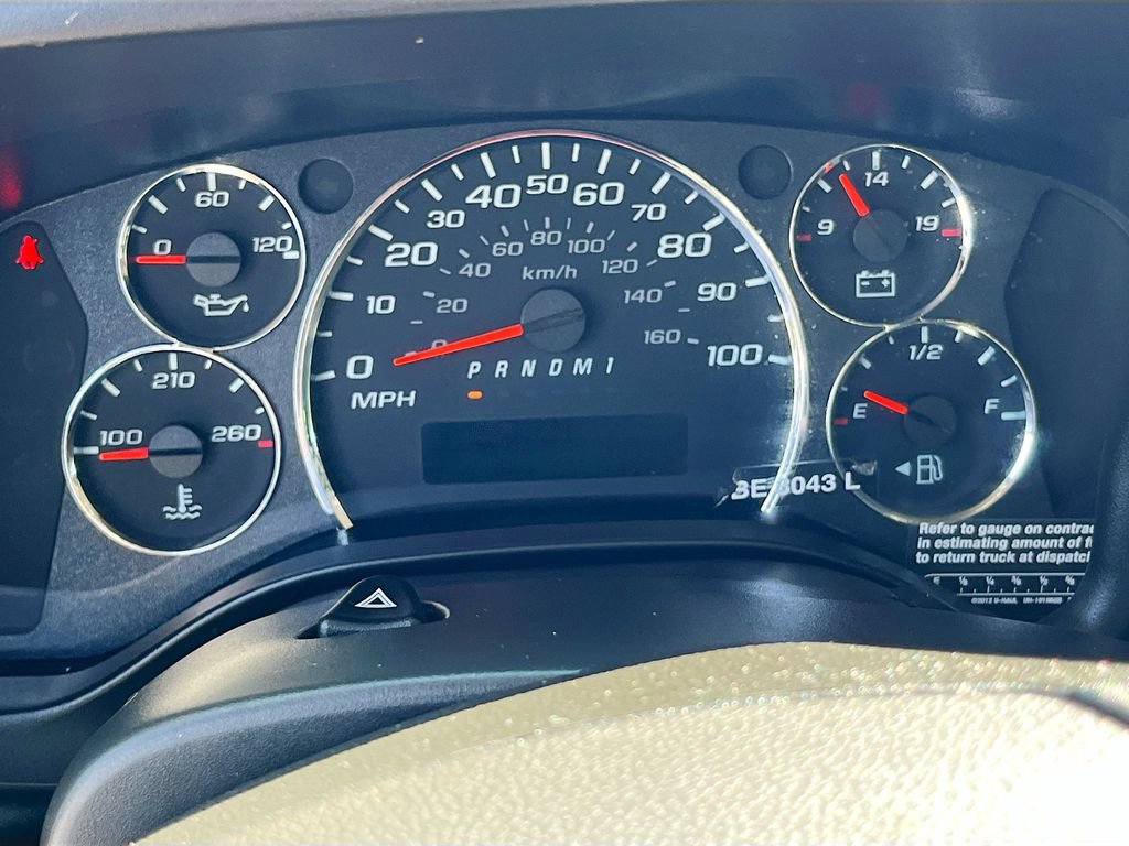 Used 2024 Chevrolet Express 2500 w/ Driver Convenience Package RWD image 12