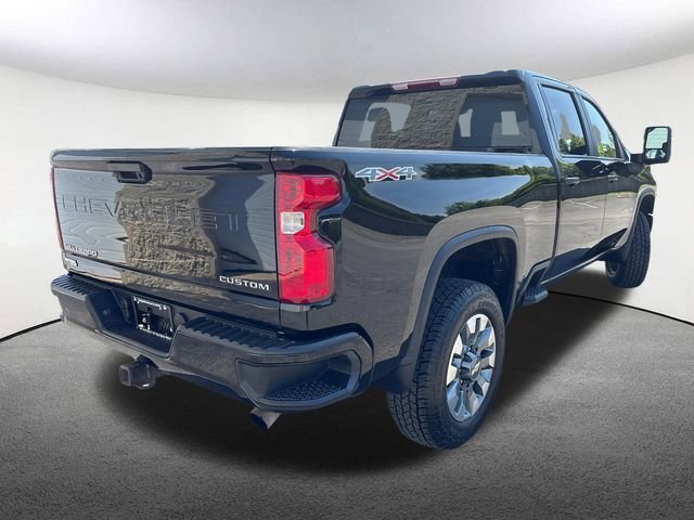 Used 2024 Chevrolet Silverado 2500 Custom image 14