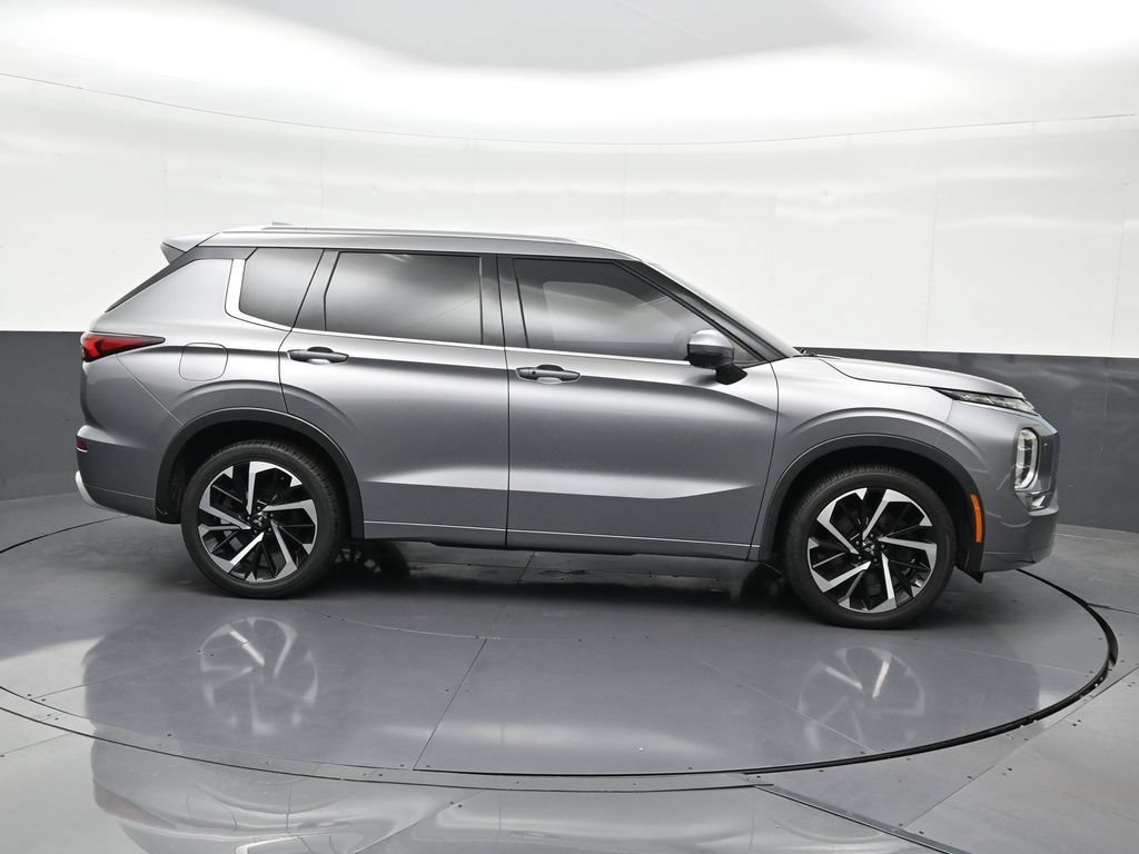 Used 2022 Mitsubishi Outlander SEL AWD/4WD image 6