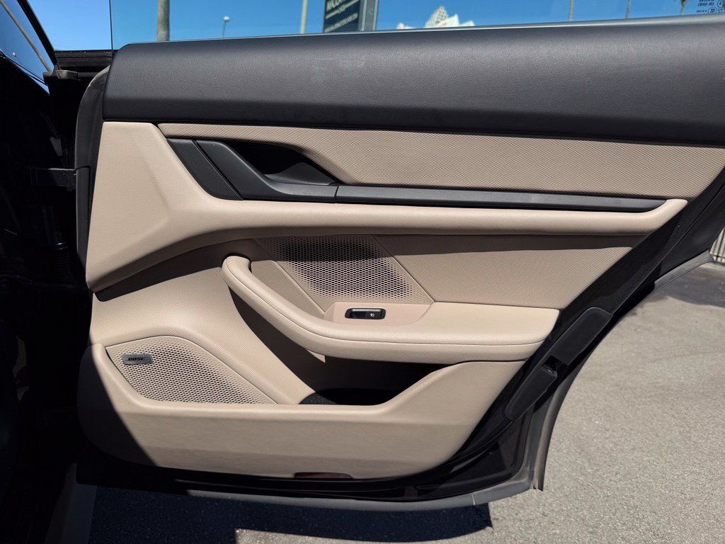 Used 2022 Porsche Taycan RWD image 35