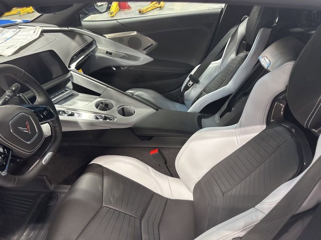 New 2026 Chevrolet Corvette E-Ray image 2