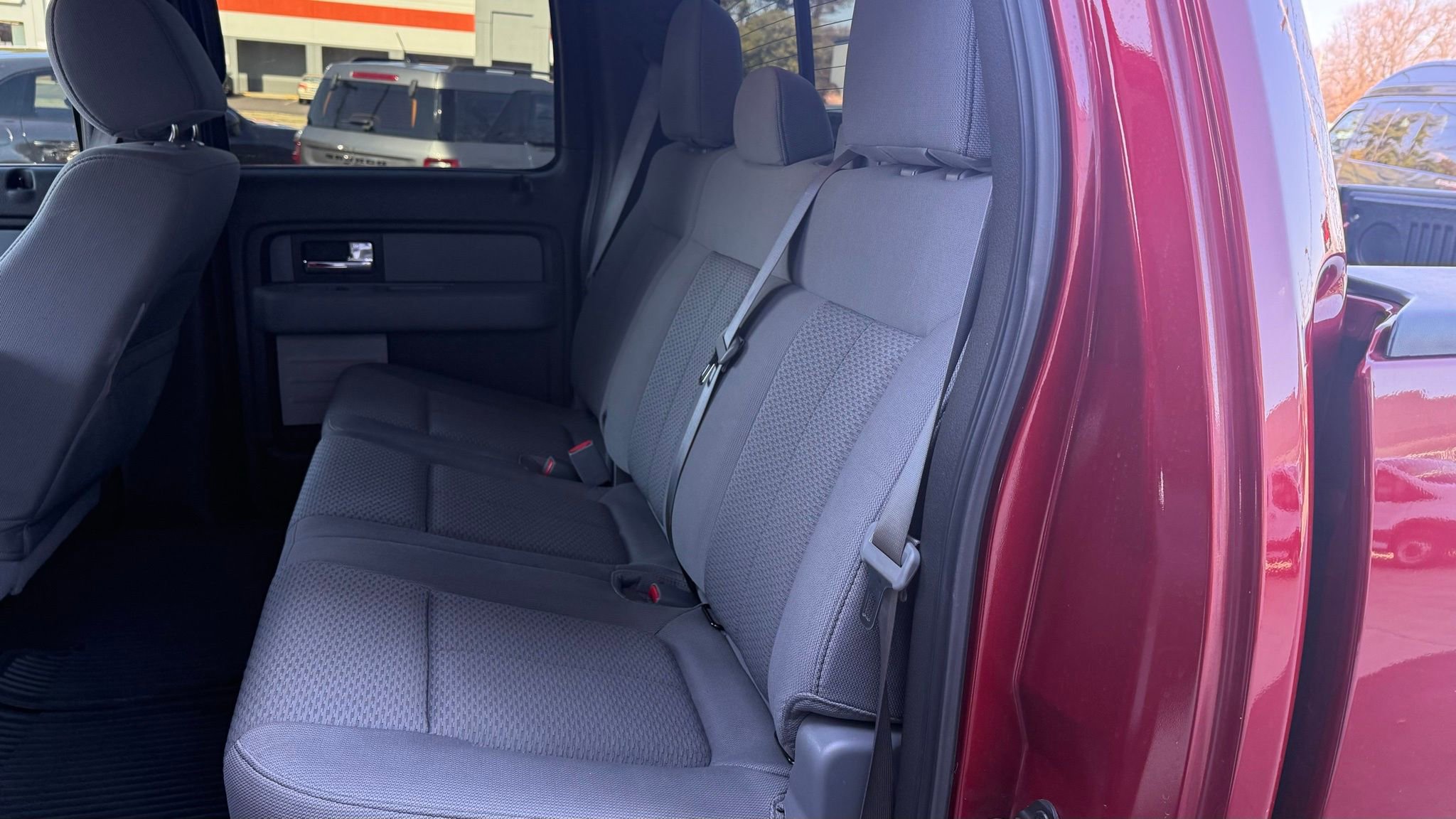 Used 2013 Ford F150 XLT w/ Luxury Equipment Group image 22