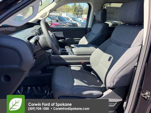 New 2026 Ford Expedition Active AWD/4WD image 2