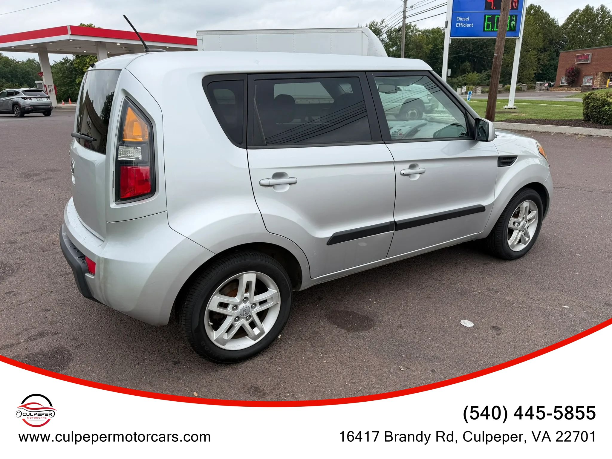 Used 2011 Kia Soul + FWD image 5