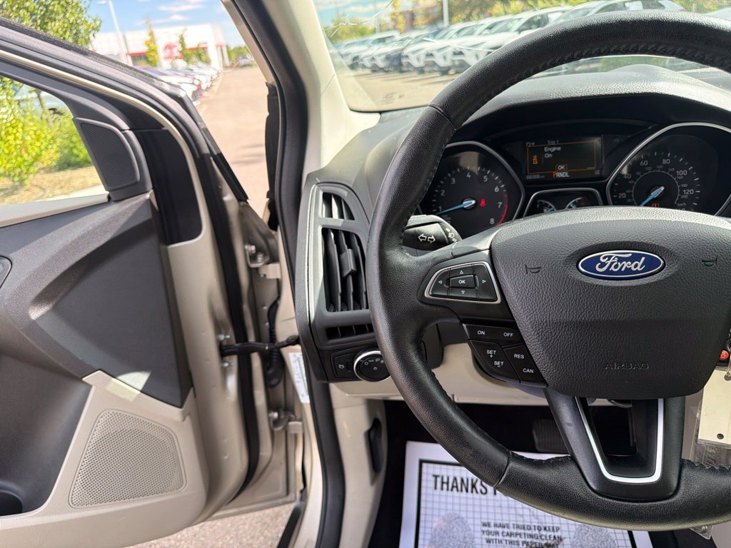 Used 2017 Ford Focus SE w/ Cold Weather Package FWD image 24