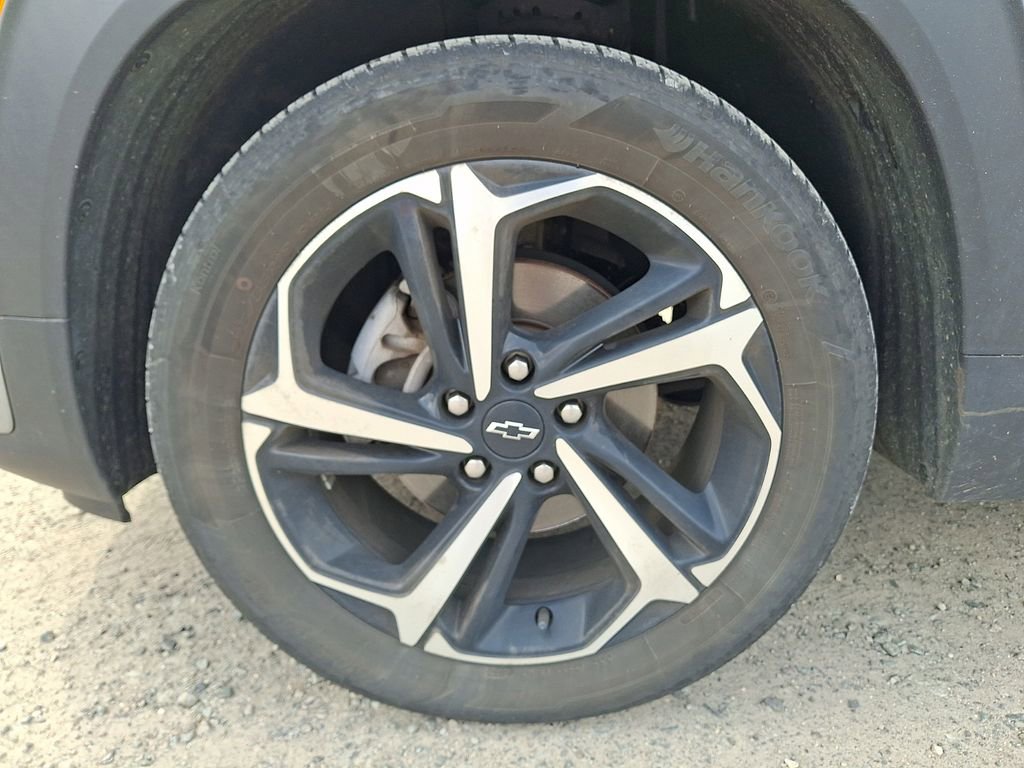 Used 2023 Chevrolet TrailBlazer RS w/ Convenience Package image 32