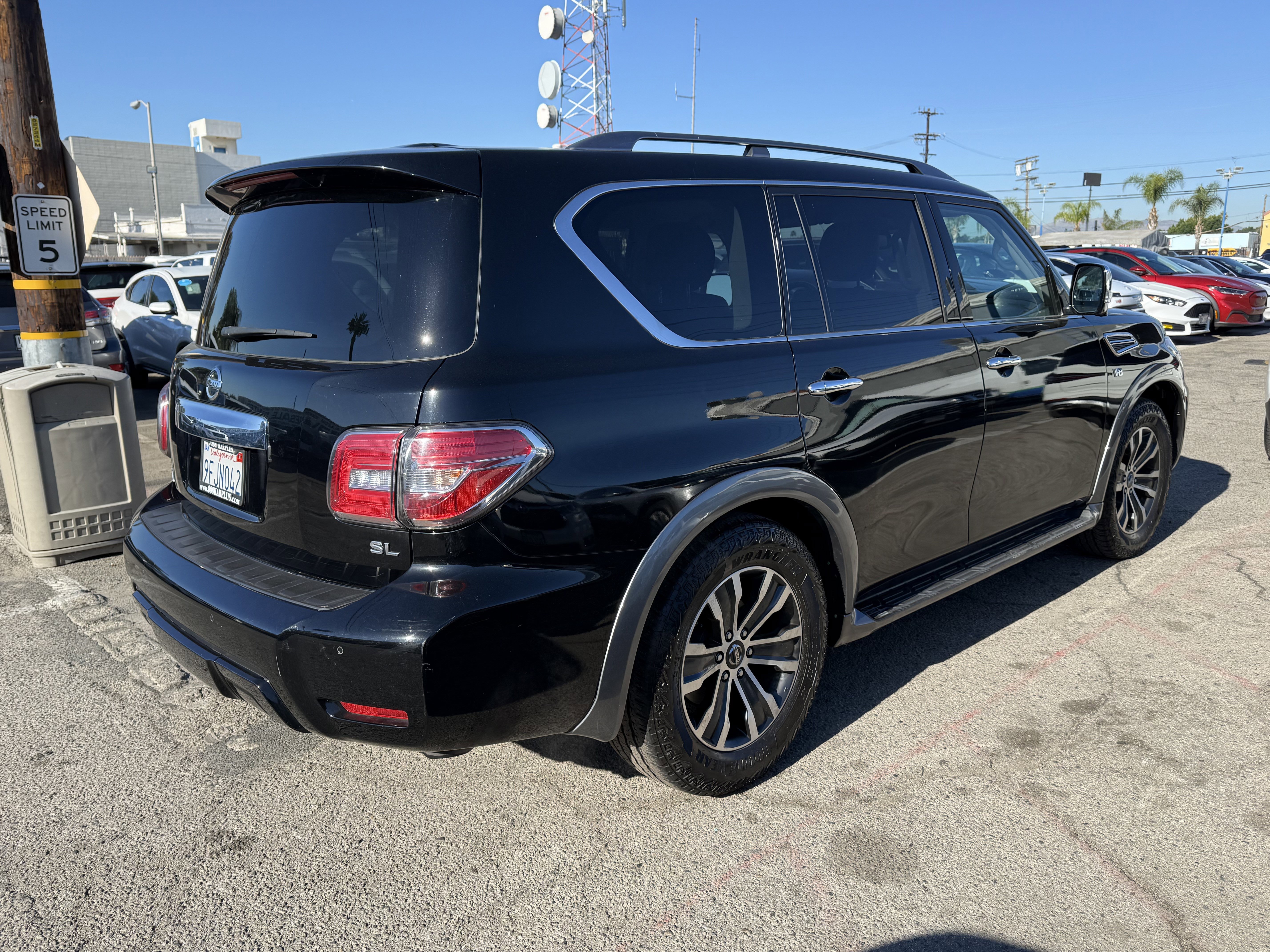 Used 2020 Nissan Armada SL w/ Premium Package image 7