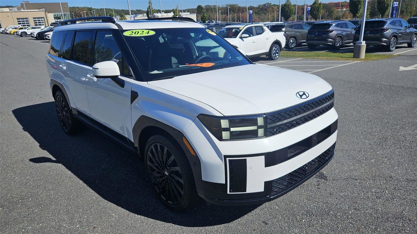 Used 2024 Hyundai Santa Fe Calligraphy image 1