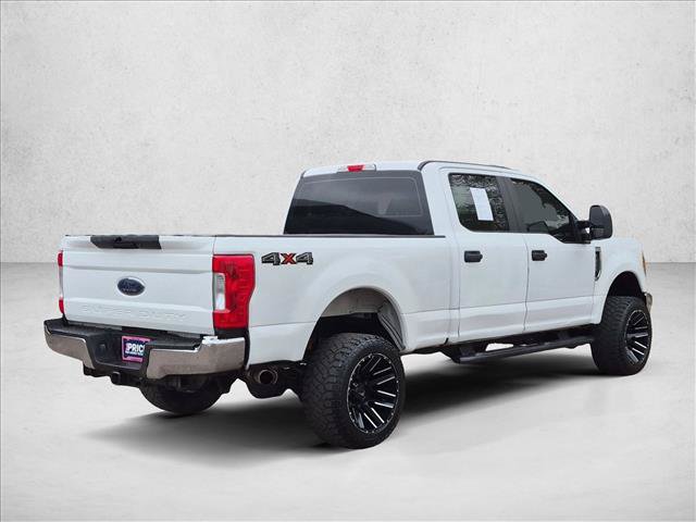 Used 2017 Ford F250 XL w/ STX Appearance Package AWD/4WD image 5