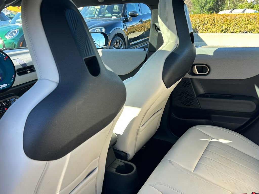 Used 2025 MINI Cooper S image 30