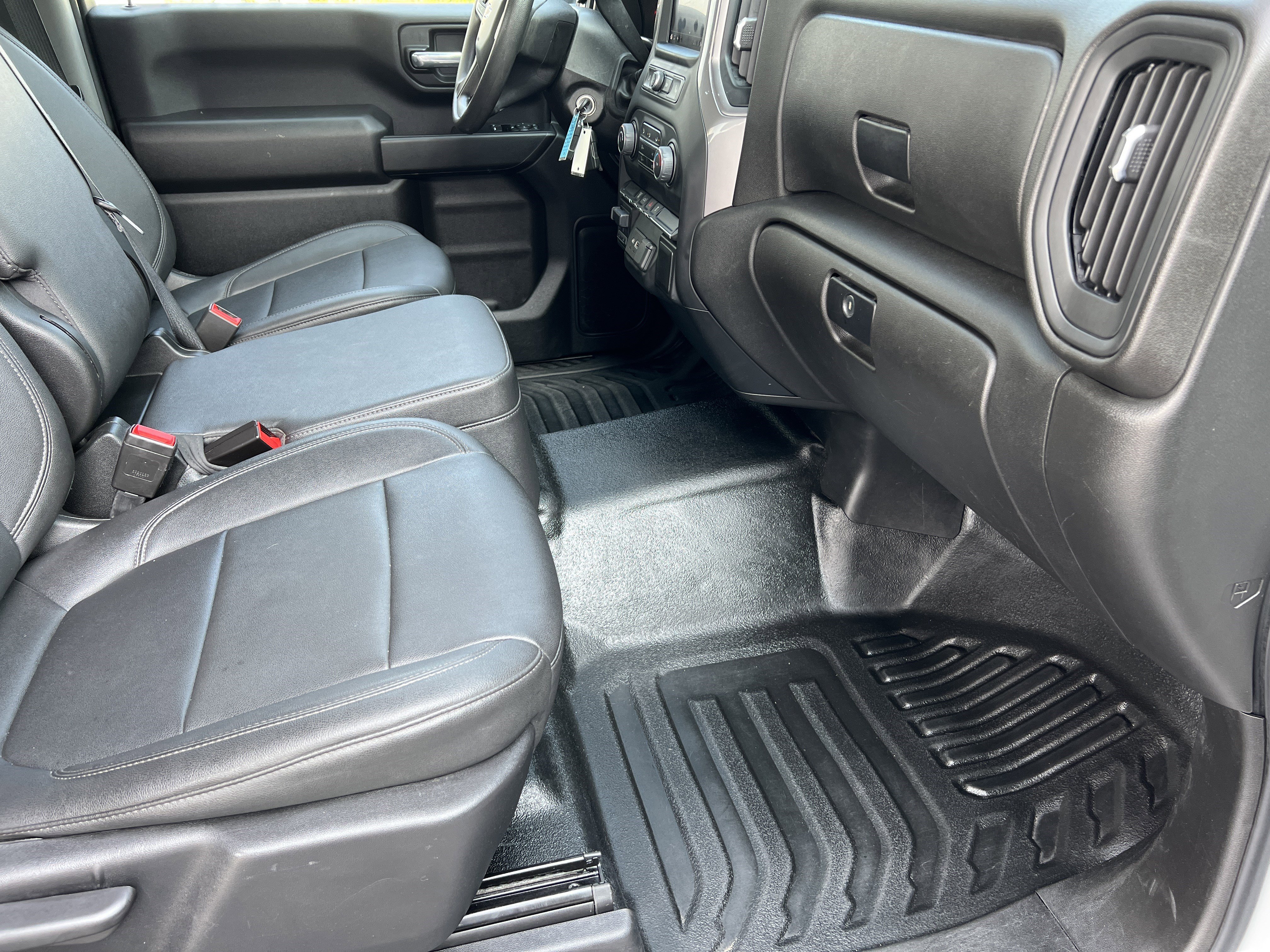 Used 2022 Chevrolet Silverado 3500 W/T image 16