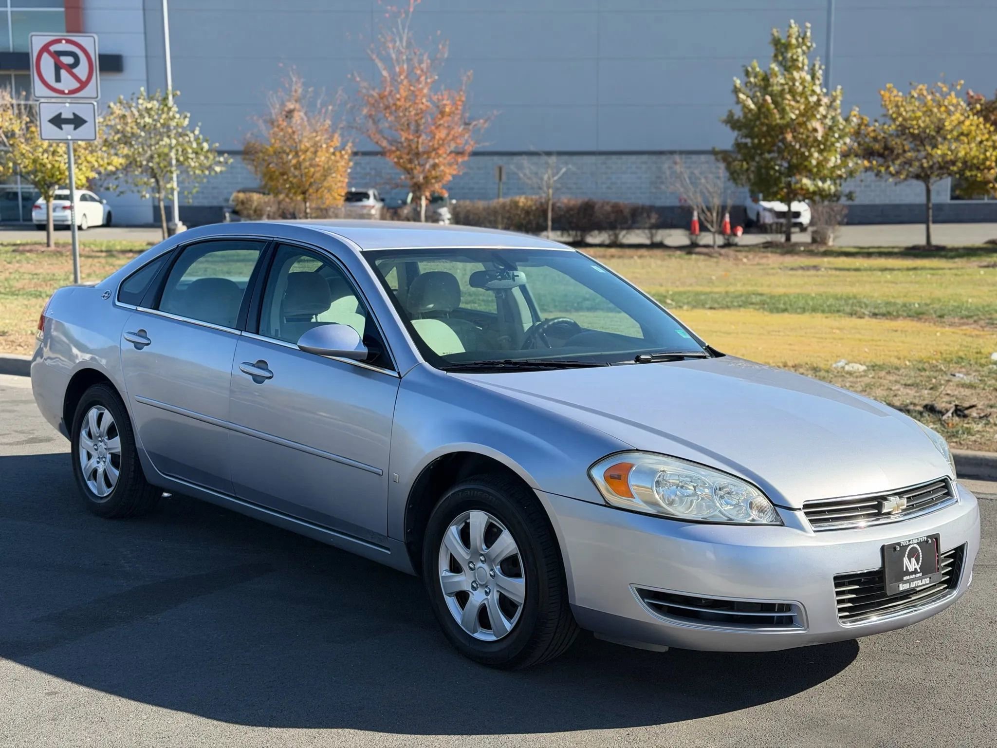 Used 2006 Chevrolet Impala LT image 2