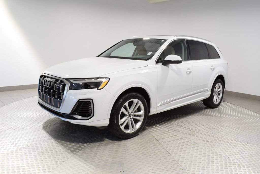 Used 2025 Audi Q7 2.0T Premium Plus AWD/4WD image 3
