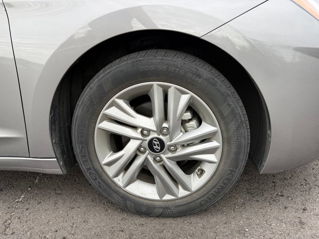Used 2020 Hyundai Elantra Value Edition FWD image 28