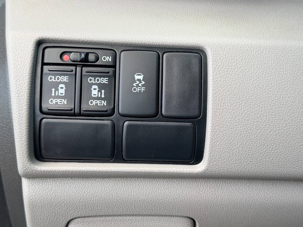 Used 2016 Honda Odyssey EX image 36