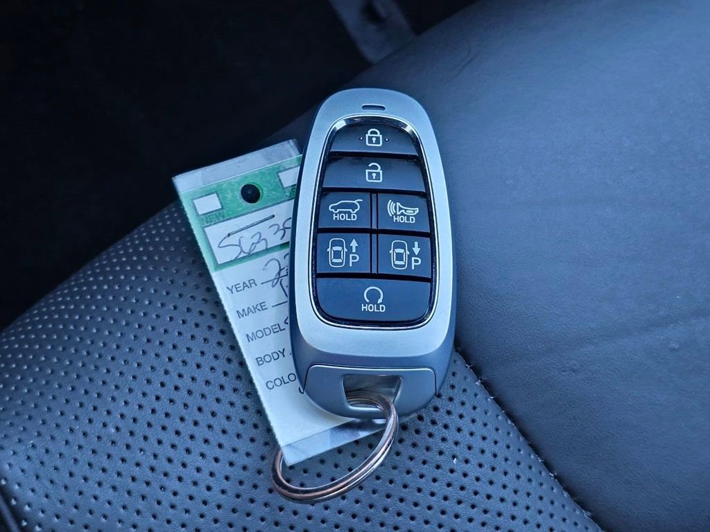 Certified 2023 Hyundai Santa Fe Calligraphy image 37