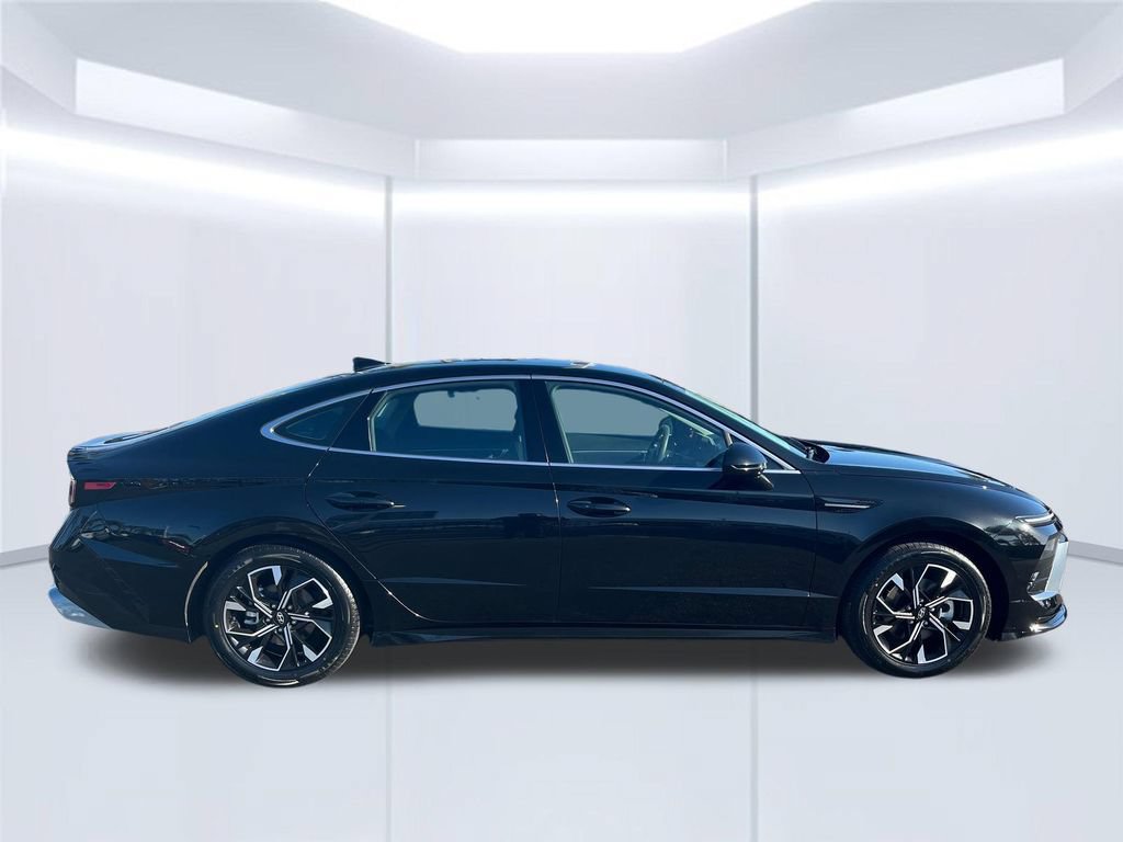 Used 2024 Hyundai Sonata SEL FWD image 6