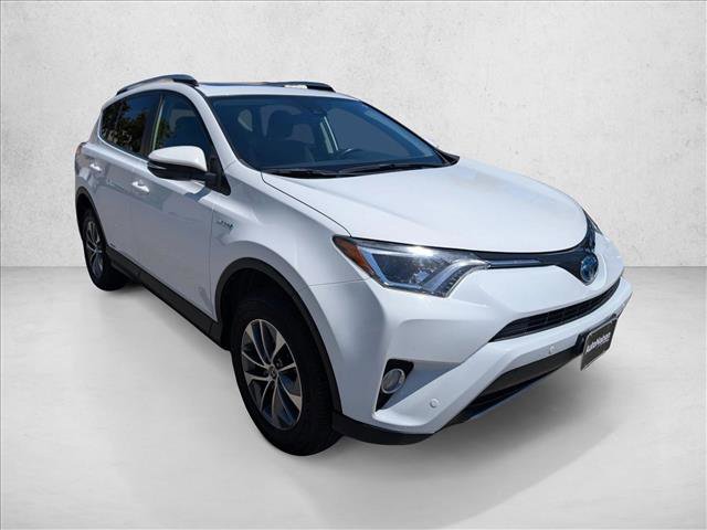 Used 2018 Toyota RAV4 XLE w/ Convenience Package AWD/4WD image 3
