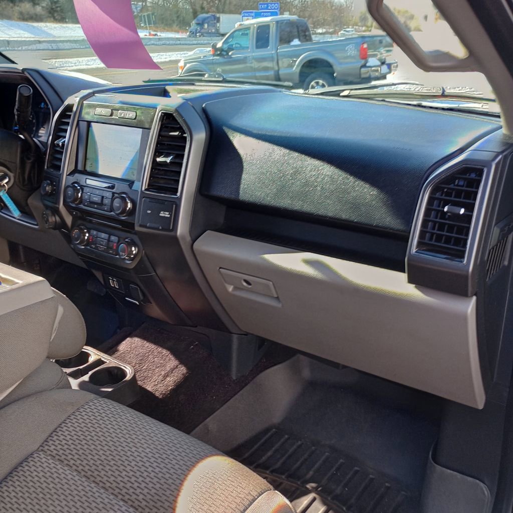 Used 2017 Ford F150 XLT w/ Equipment Group 302A Luxury AWD/4WD image 21