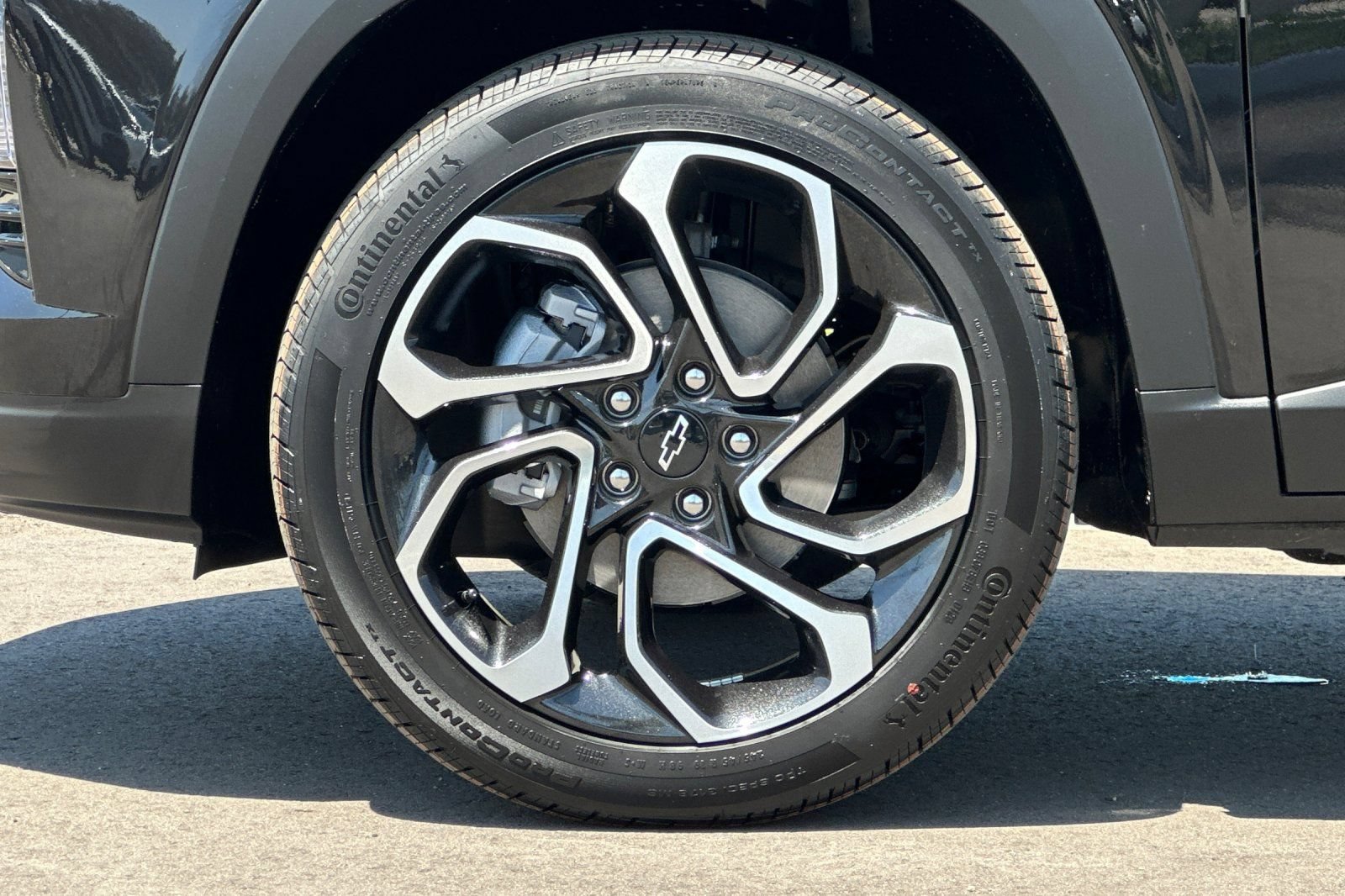 New 2026 Chevrolet Trax RS w/ Driver Confidence Package FWD image 25