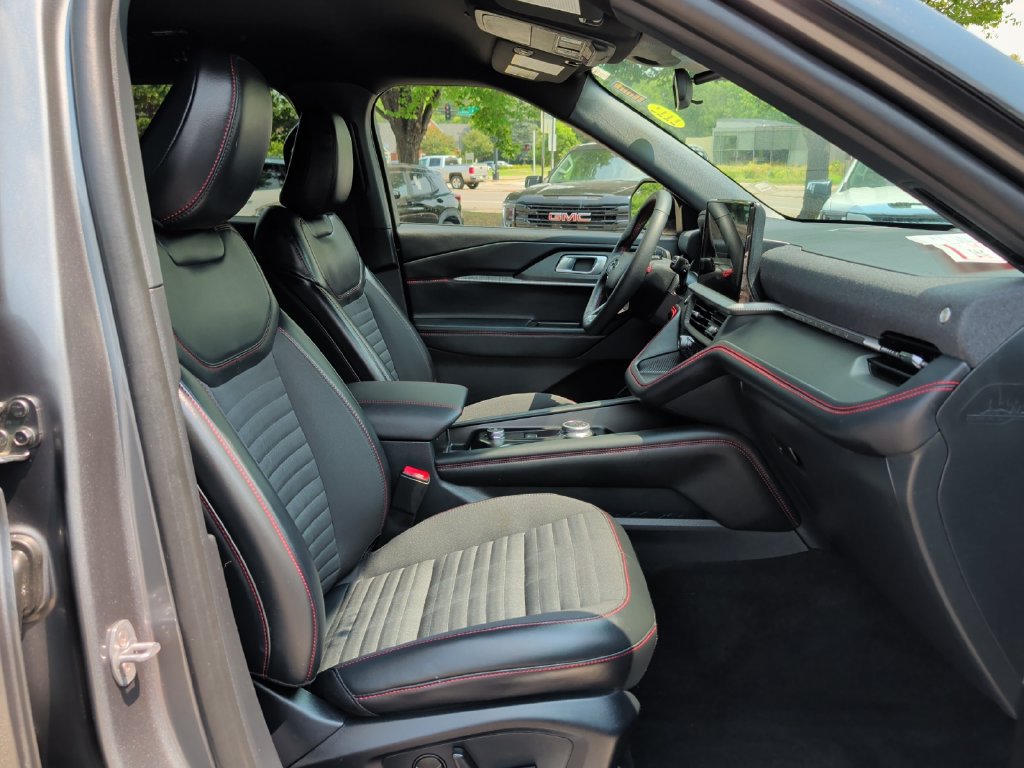 Used 2026 Ford Explorer ST-Line AWD/4WD image 37