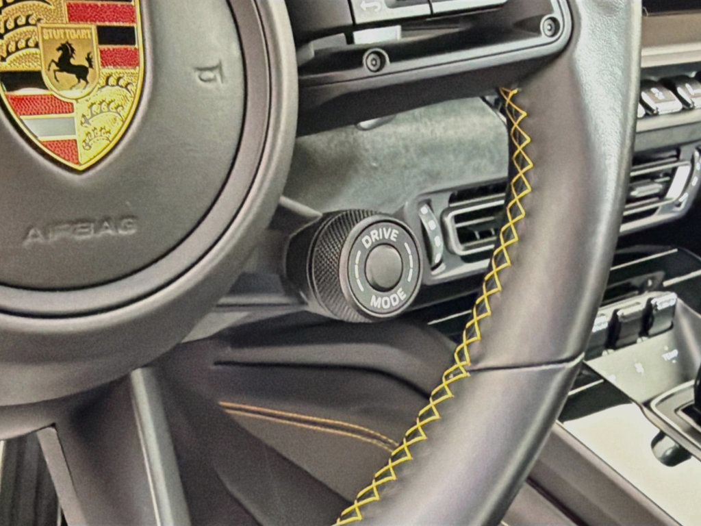 Certified 2023 Porsche 911 Carrera GTS RWD image 17