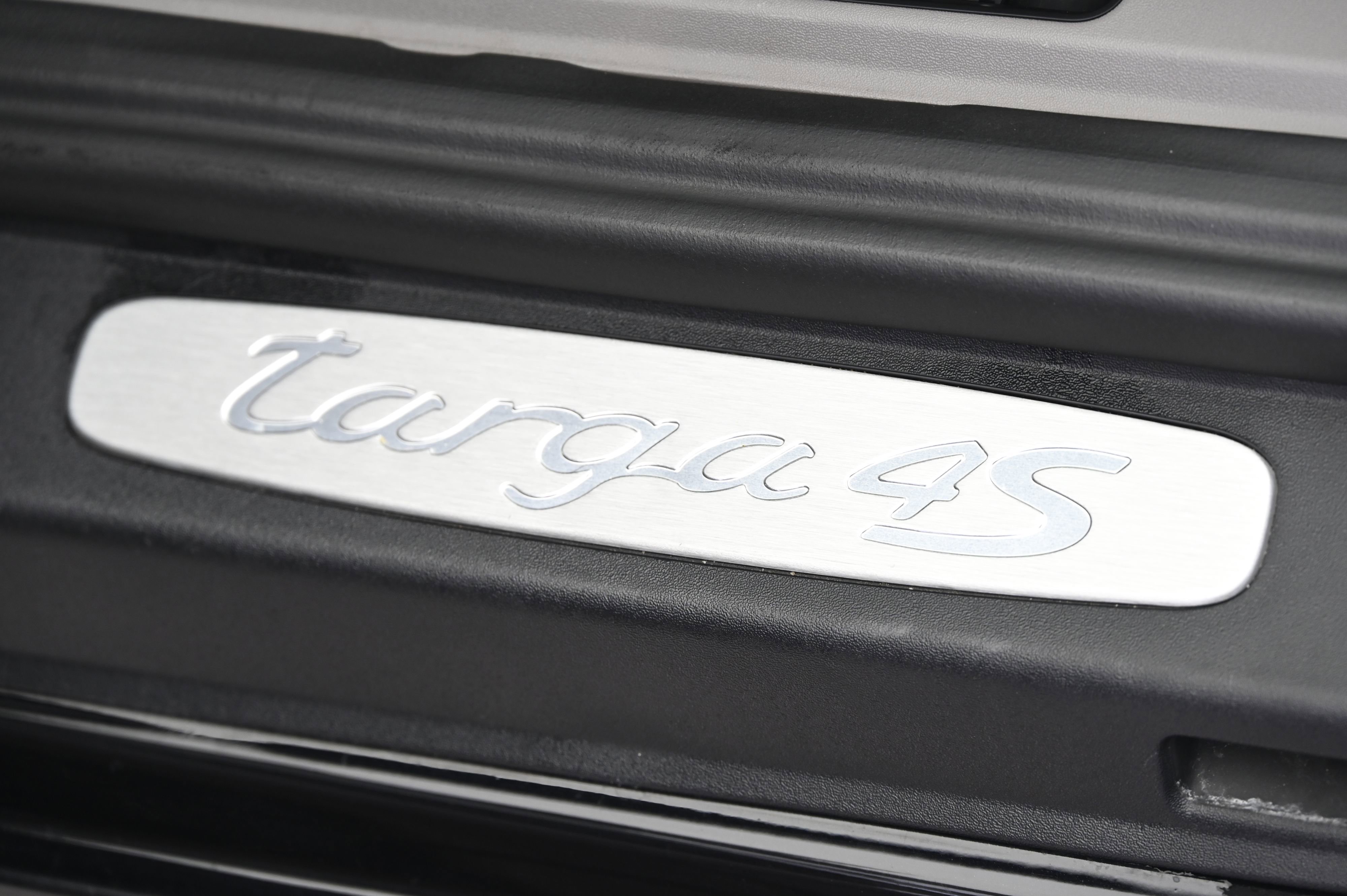 Used 2015 Porsche 911 Targa 4S image 28