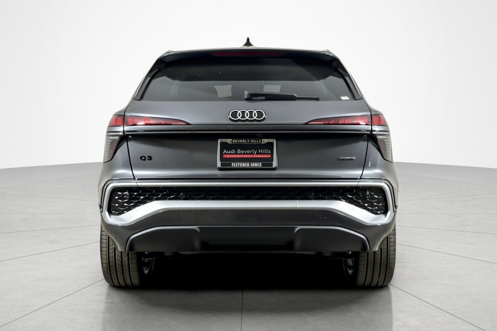 New 2026 Audi Q3 quattro 2.0T AWD/4WD image 5