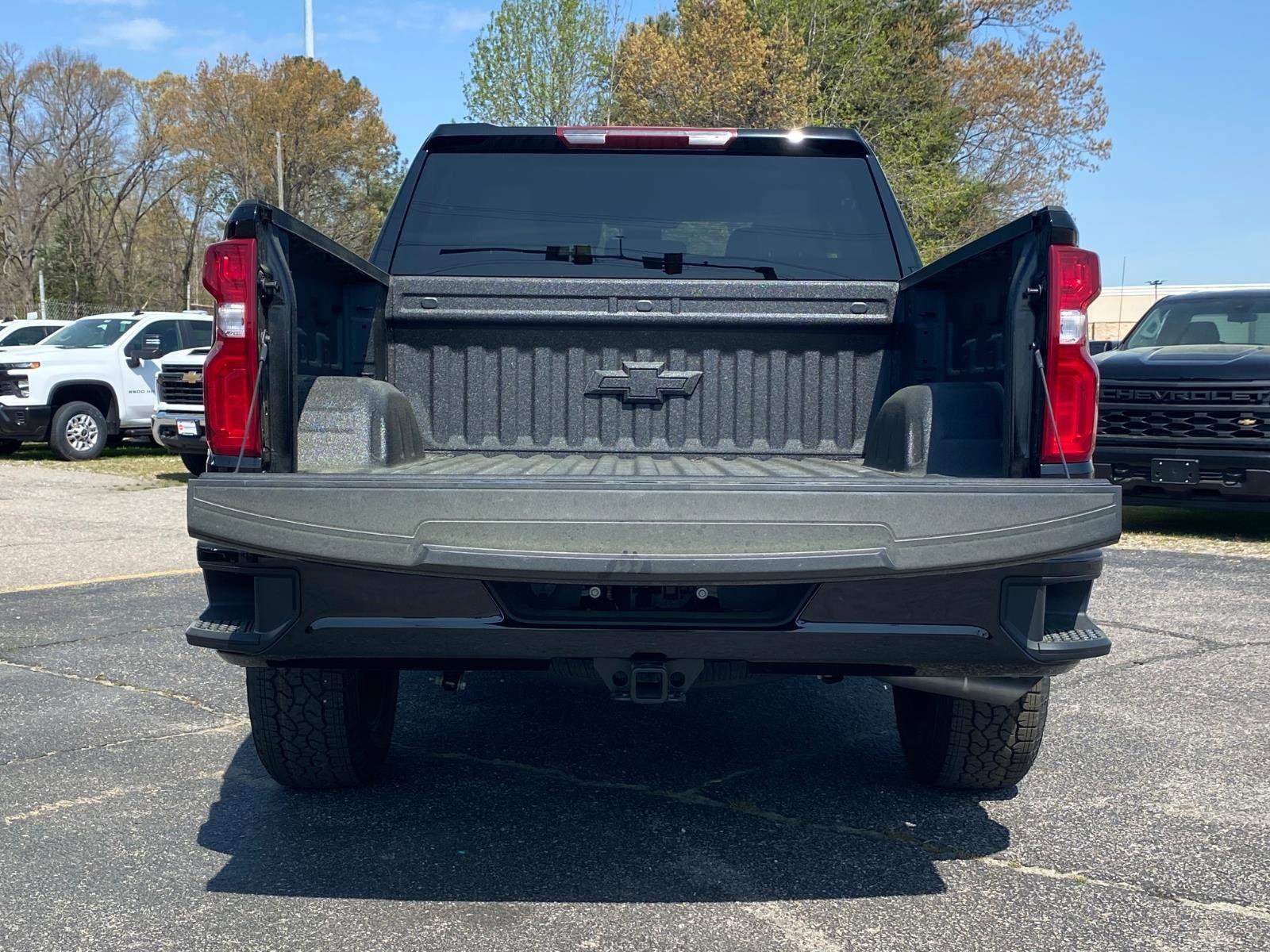 New 2026 Chevrolet Silverado 1500 RST w/ RST Select Package AWD/4WD image 5