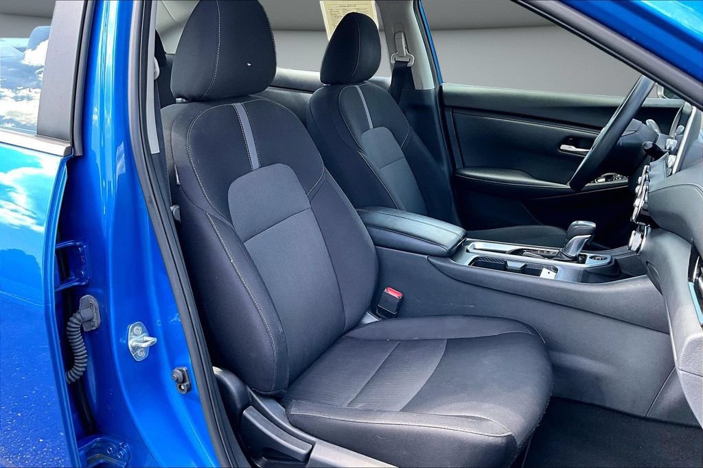 Used 2024 Nissan Sentra SV FWD image 28
