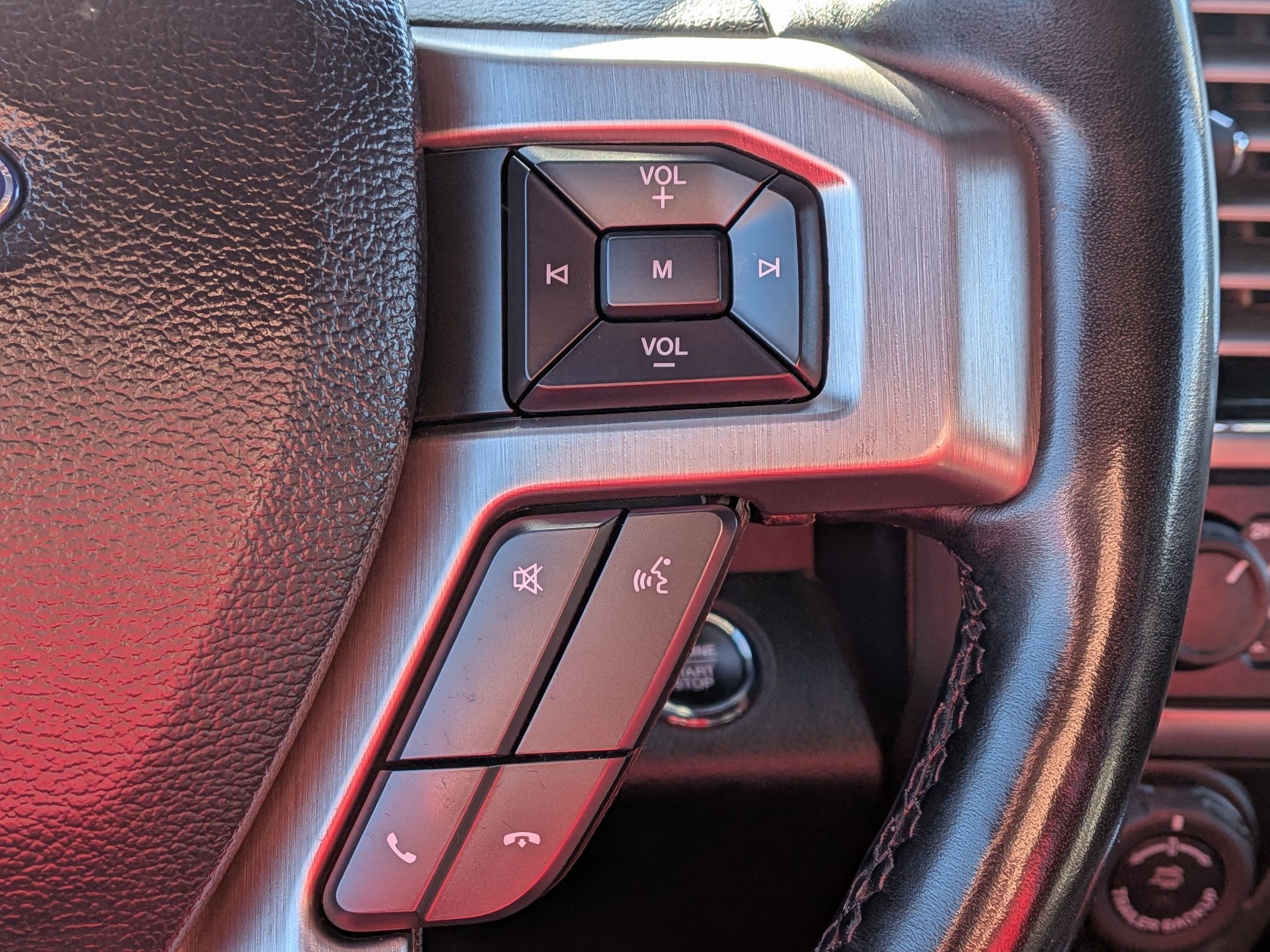 Used 2020 Ford F150 Platinum w/ Equipment Group 701A Luxury image 19