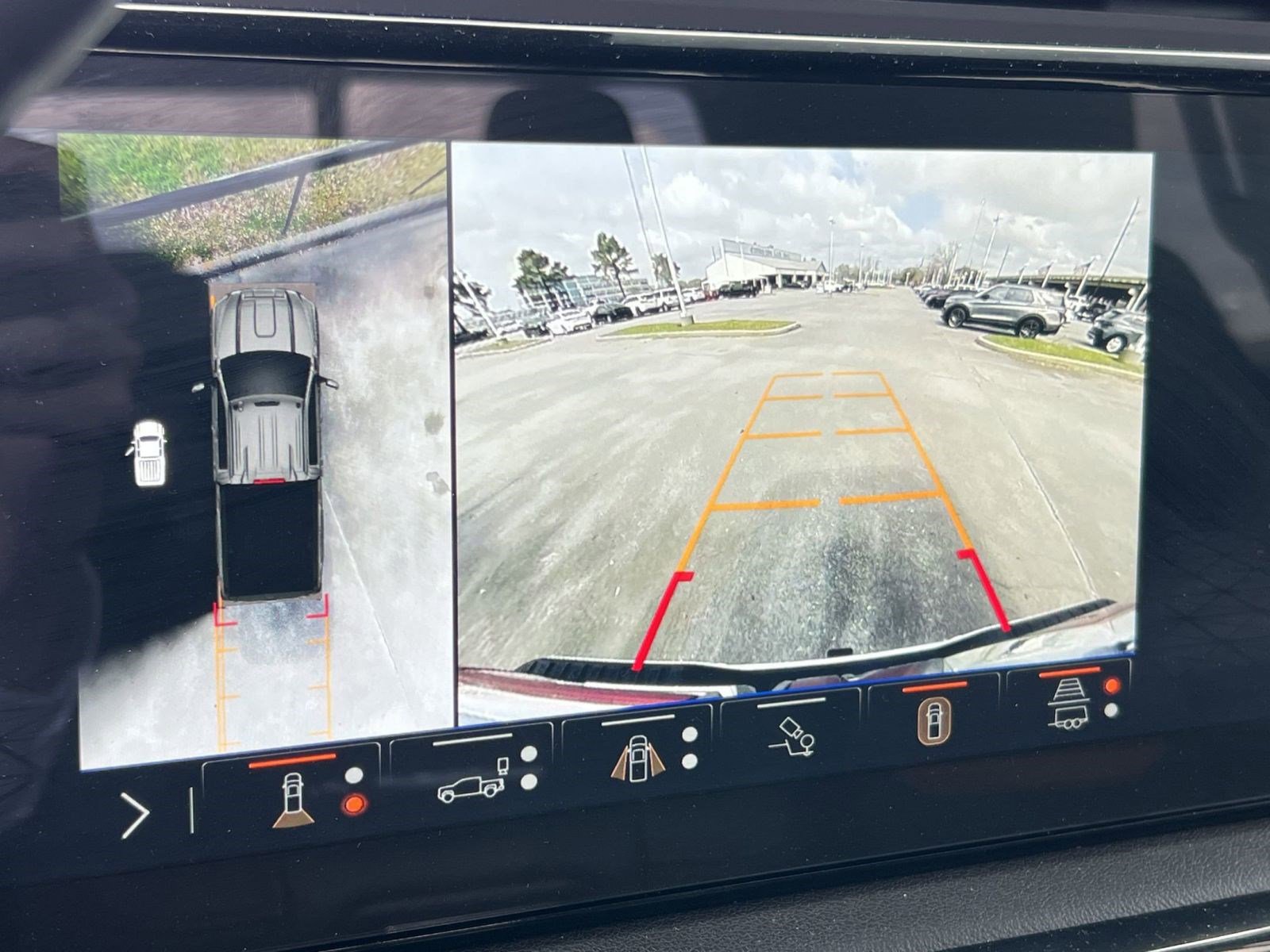 Certified 2025 GMC Sierra 2500 AT4 w/ AT4 Premium Plus Package image 26