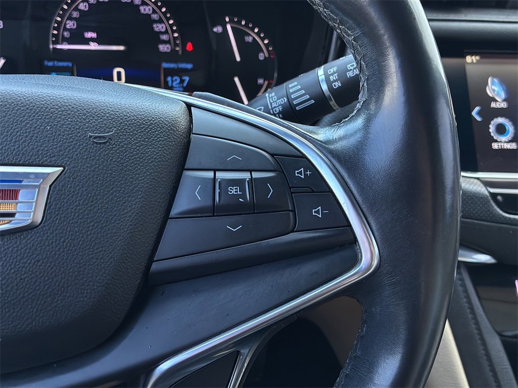Used 2018 Cadillac XT5 FWD image 24