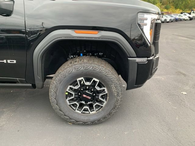 New 2026 GMC Sierra 2500 AT4X image 2