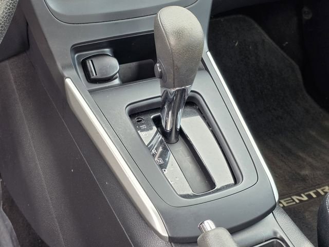 Used 2017 Nissan Sentra S image 19