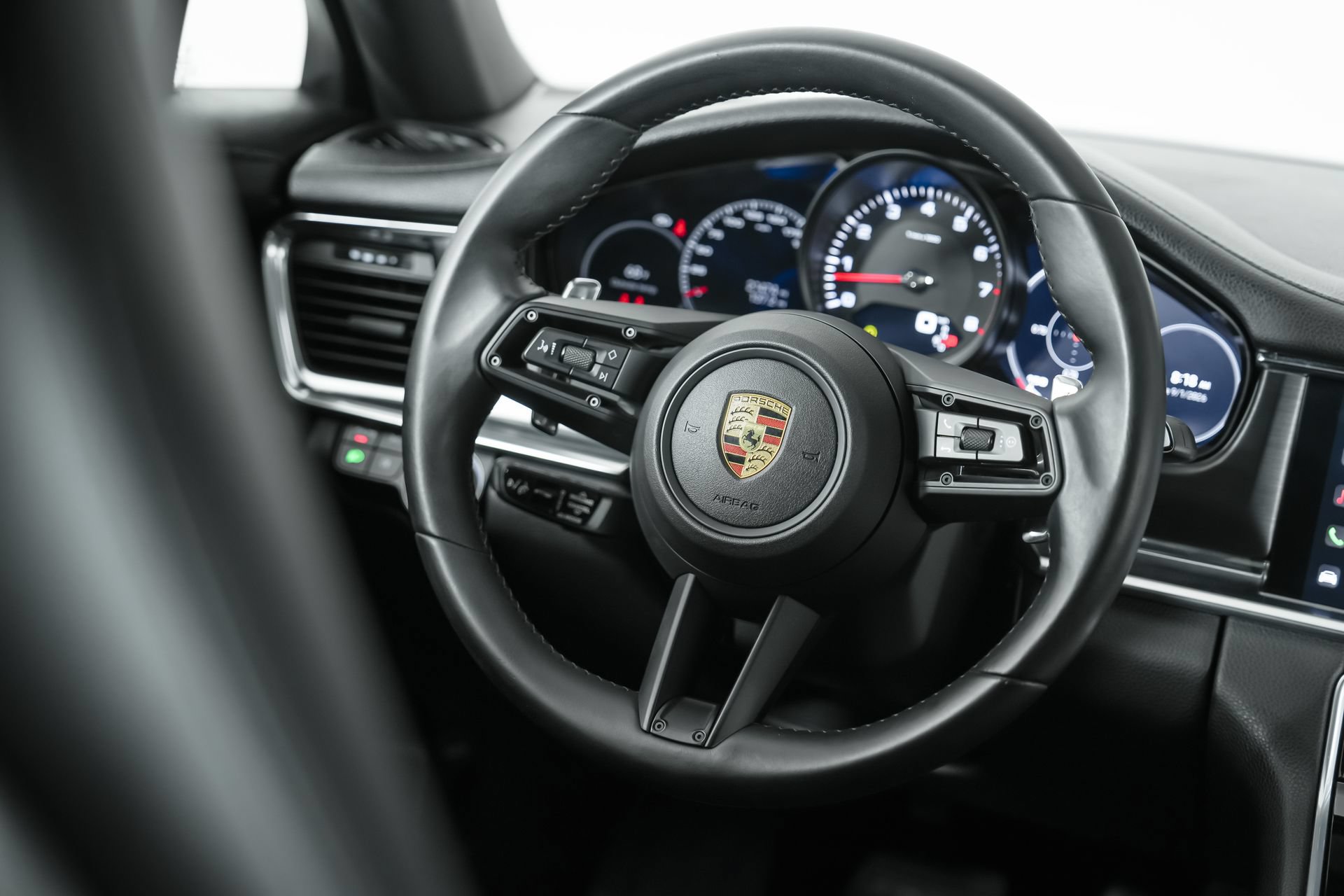Used 2023 Porsche Panamera Platinum Edition RWD image 45