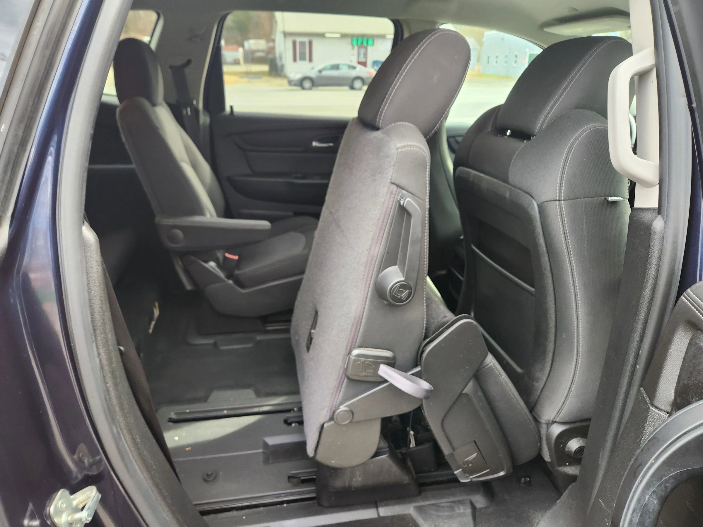 Used 2017 Chevrolet Traverse LT w/ Style and Technology Package image 20