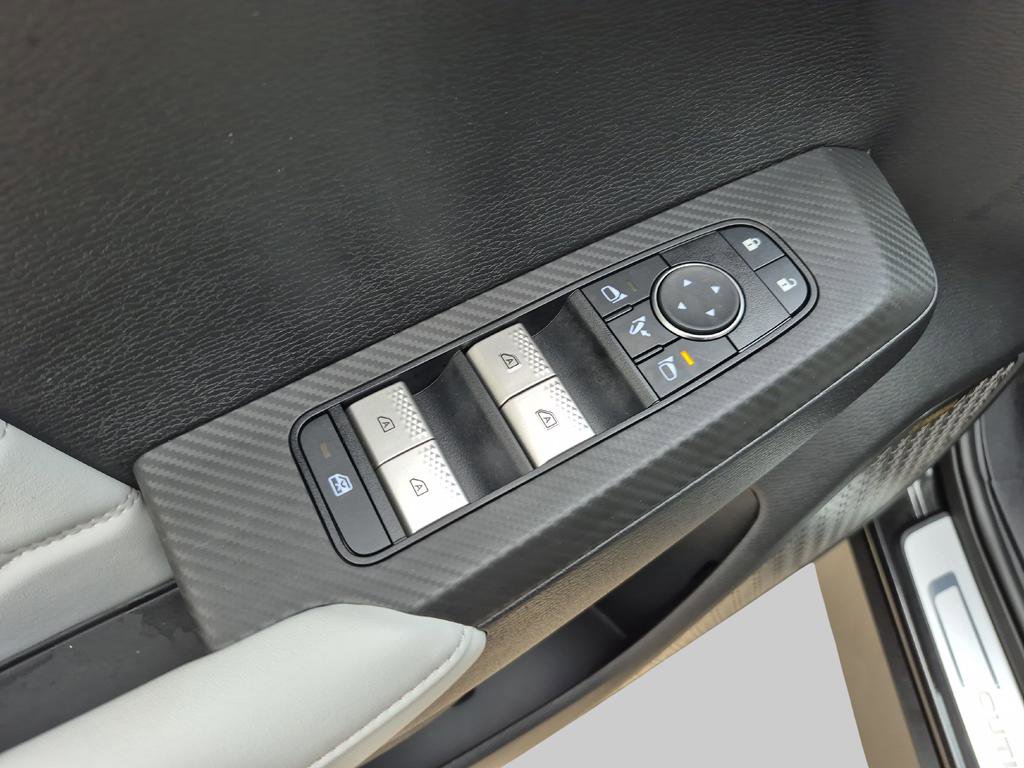 New 2025 Mitsubishi Outlander SEL image 20