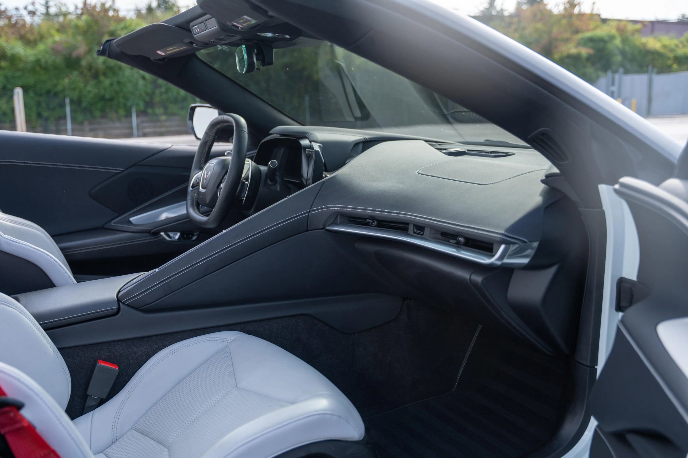 Used 2023 Chevrolet Corvette Stingray Coupe w/ Z51 Performance Package image 23