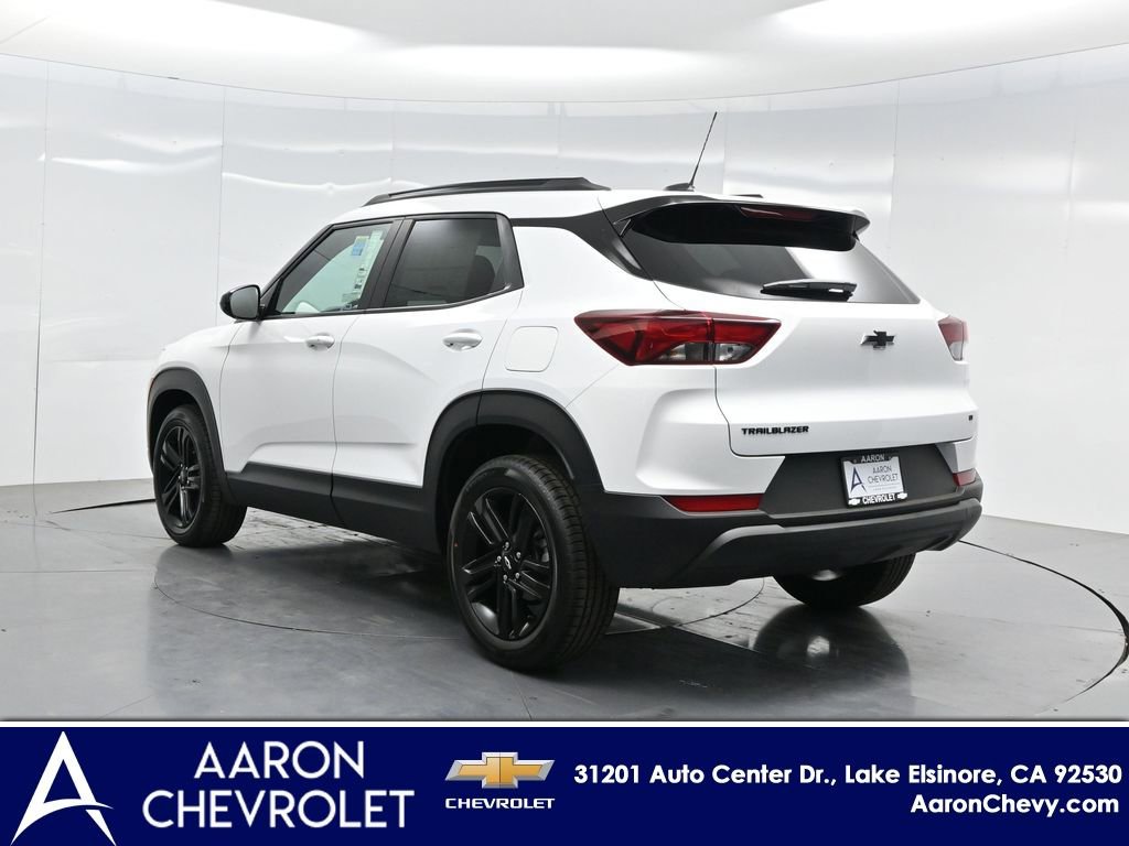 New 2026 Chevrolet TrailBlazer LT w/ Midnight Edition image 5