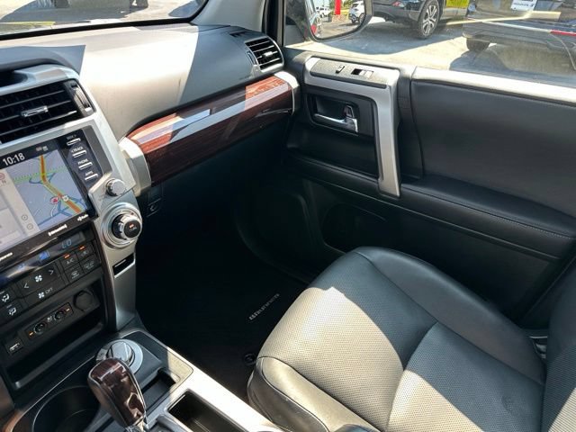 Used 2020 Toyota 4Runner Limited AWD/4WD image 29