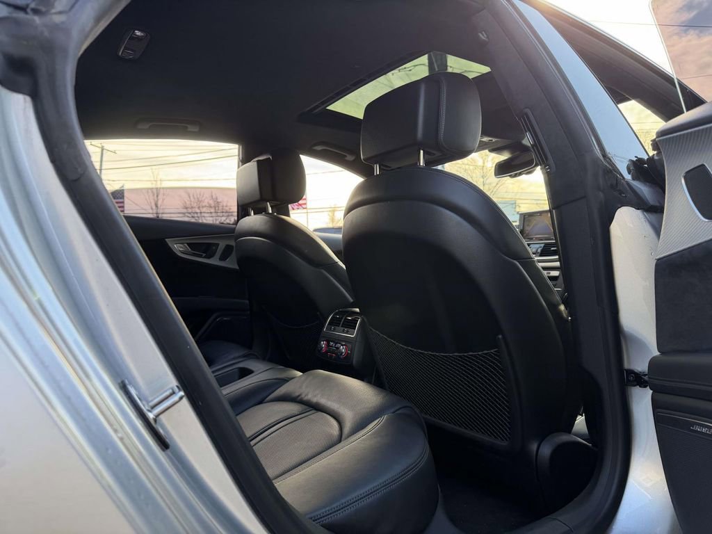 Used 2016 Audi RS 7 Prestige image 15