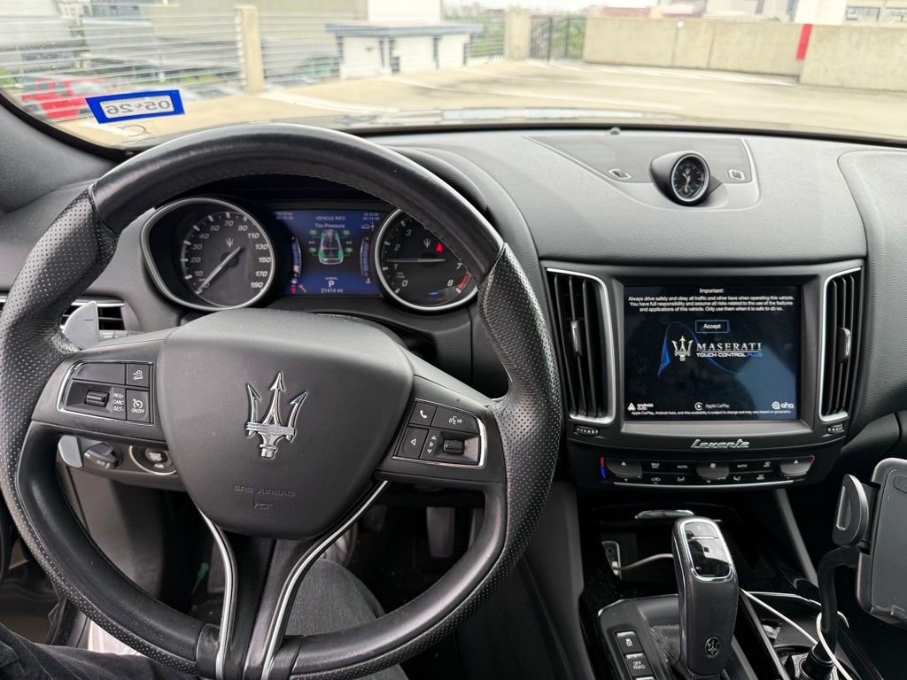 Used 2020 Maserati Levante AWD/4WD image 8