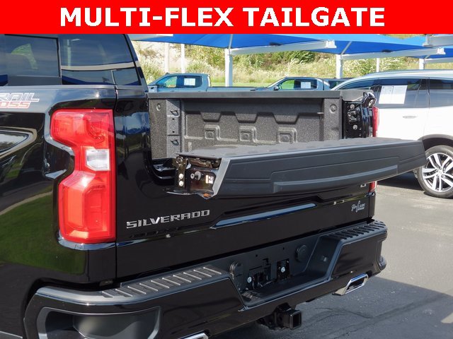 New 2026 Chevrolet Silverado 1500 LT Trail Boss w/ Convenience Package II image 2