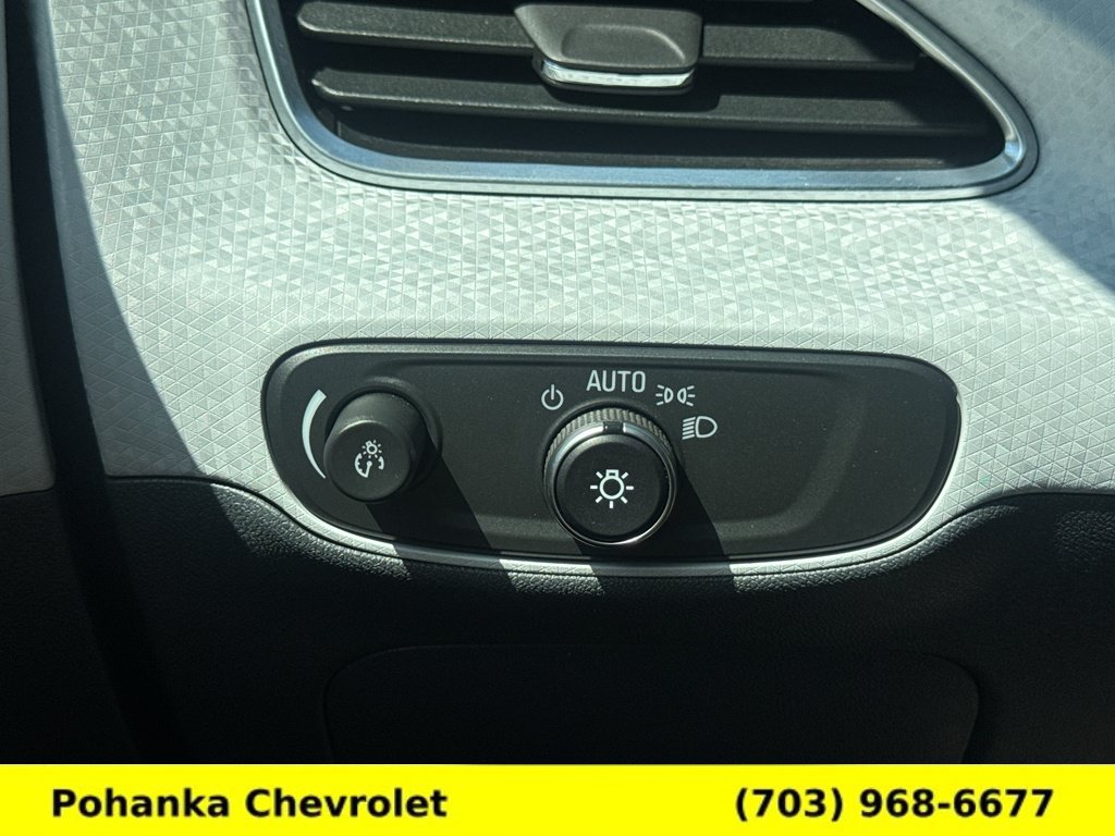 Used 2020 Chevrolet Bolt LT FWD image 14