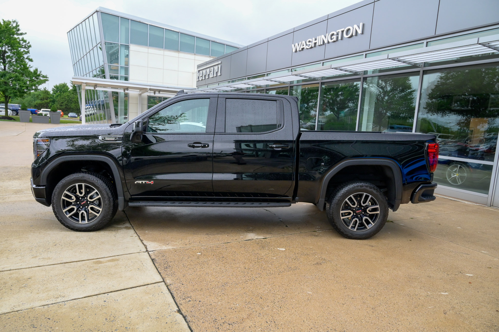 Used 2026 GMC Sierra 1500 AT4 w/ AT4 Preferred Package AWD/4WD image 8