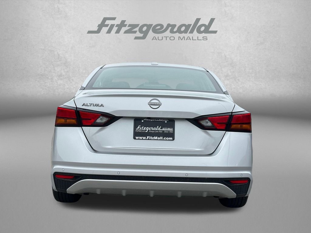 Used 2025 Nissan Altima 2.5 SV FWD image 6