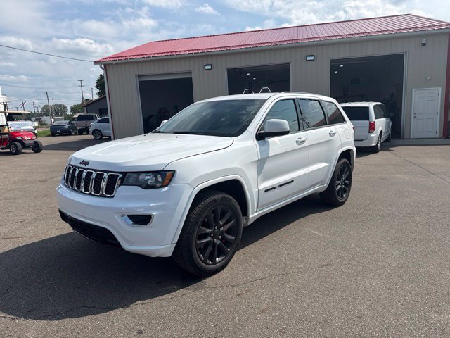 Used 2021 Jeep Grand Cherokee Laredo X AWD/4WD image 7