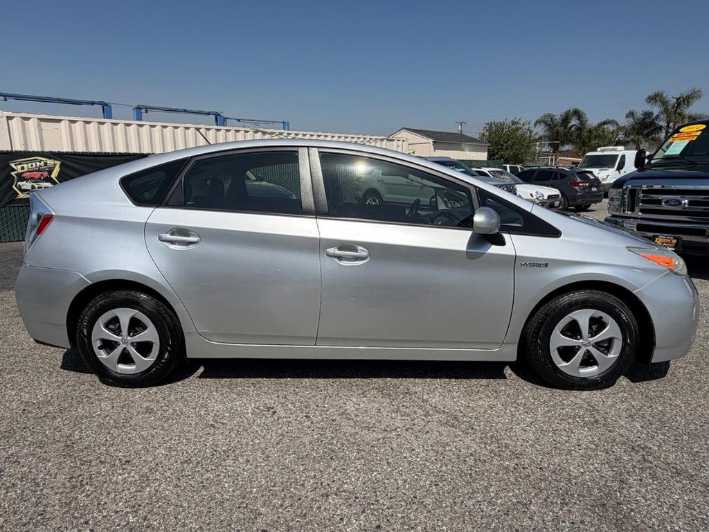 Used 2013 Toyota Prius Two image 4