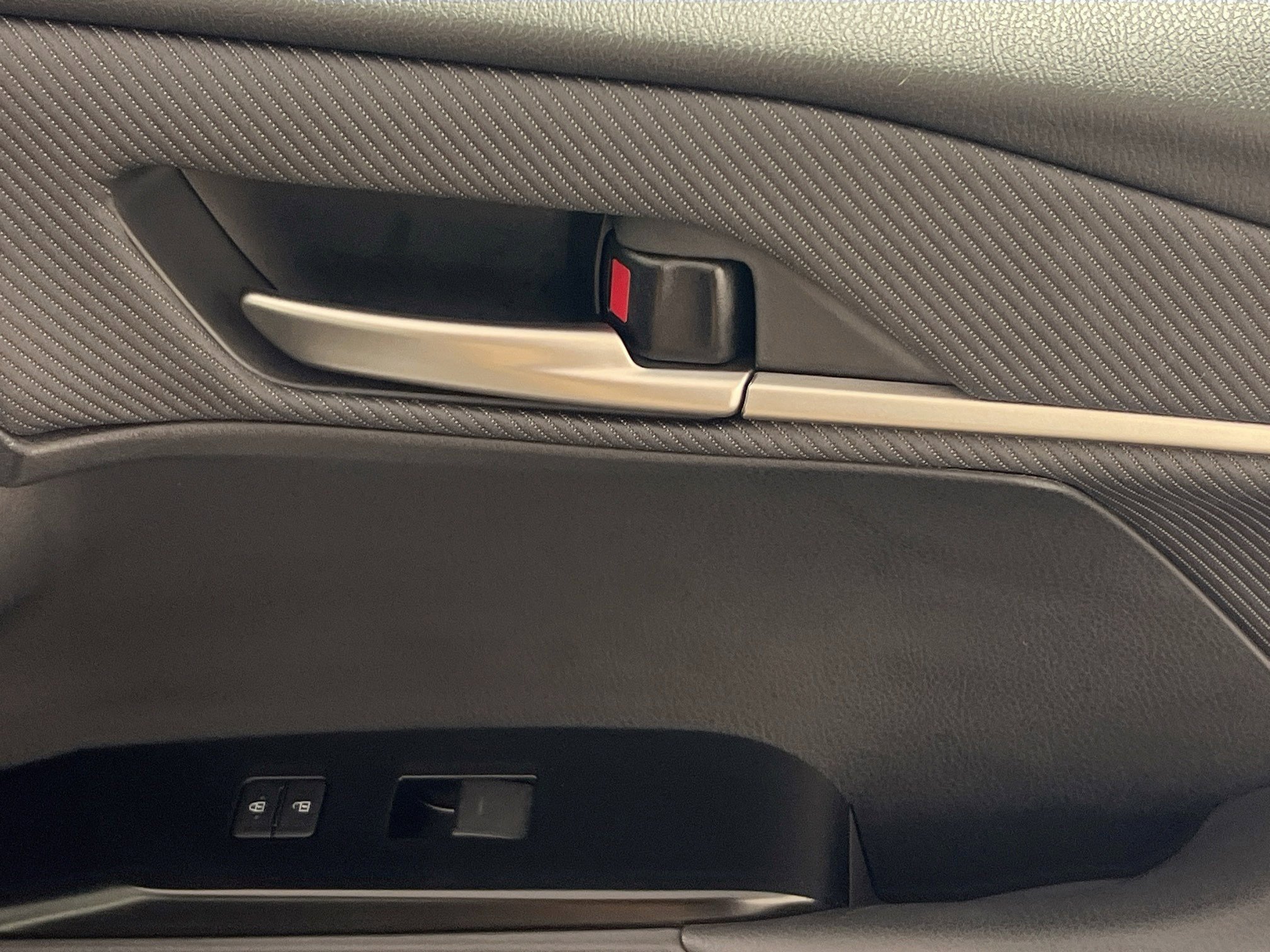 Used 2026 Toyota Camry SE w/ Multimedia Upgrade Package FWD image 32